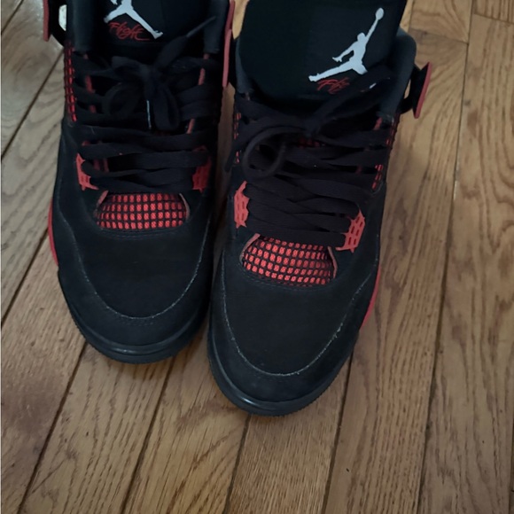 Jordan 4 Red Thunder - Picture 1 of 5